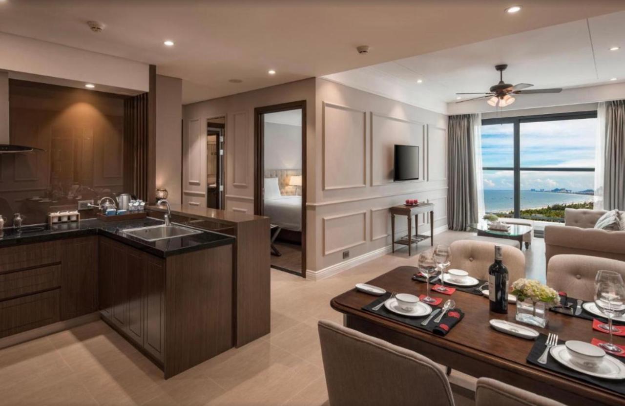 Luxury Apartment In Altara Building With Ocean View Danang Exterior photo