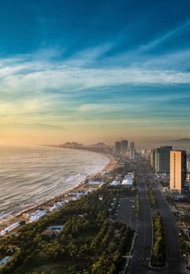 Luxury Apartment In Altara Building With Ocean View Danang Exterior photo